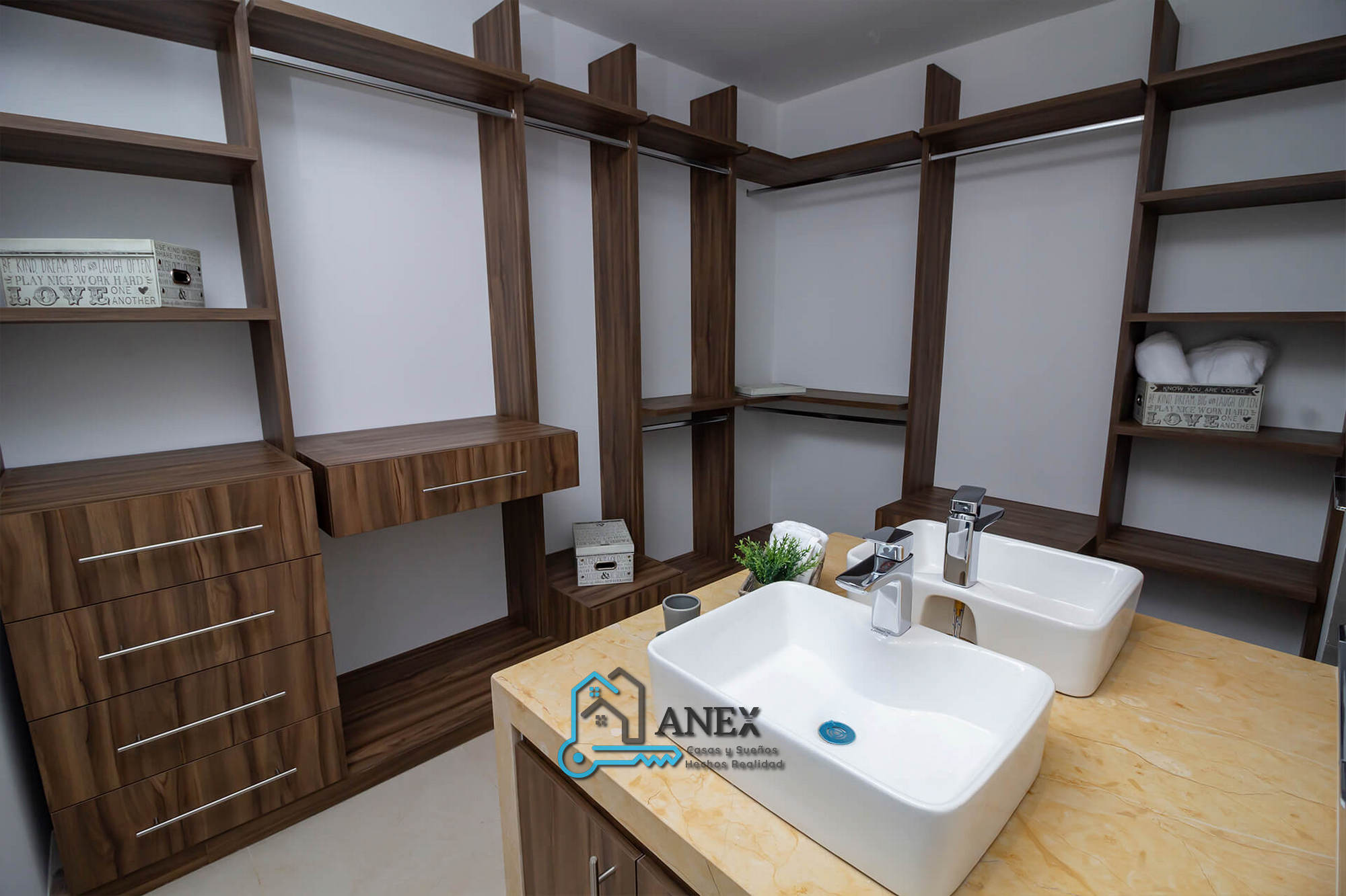 entrecielos-argos-walking-3